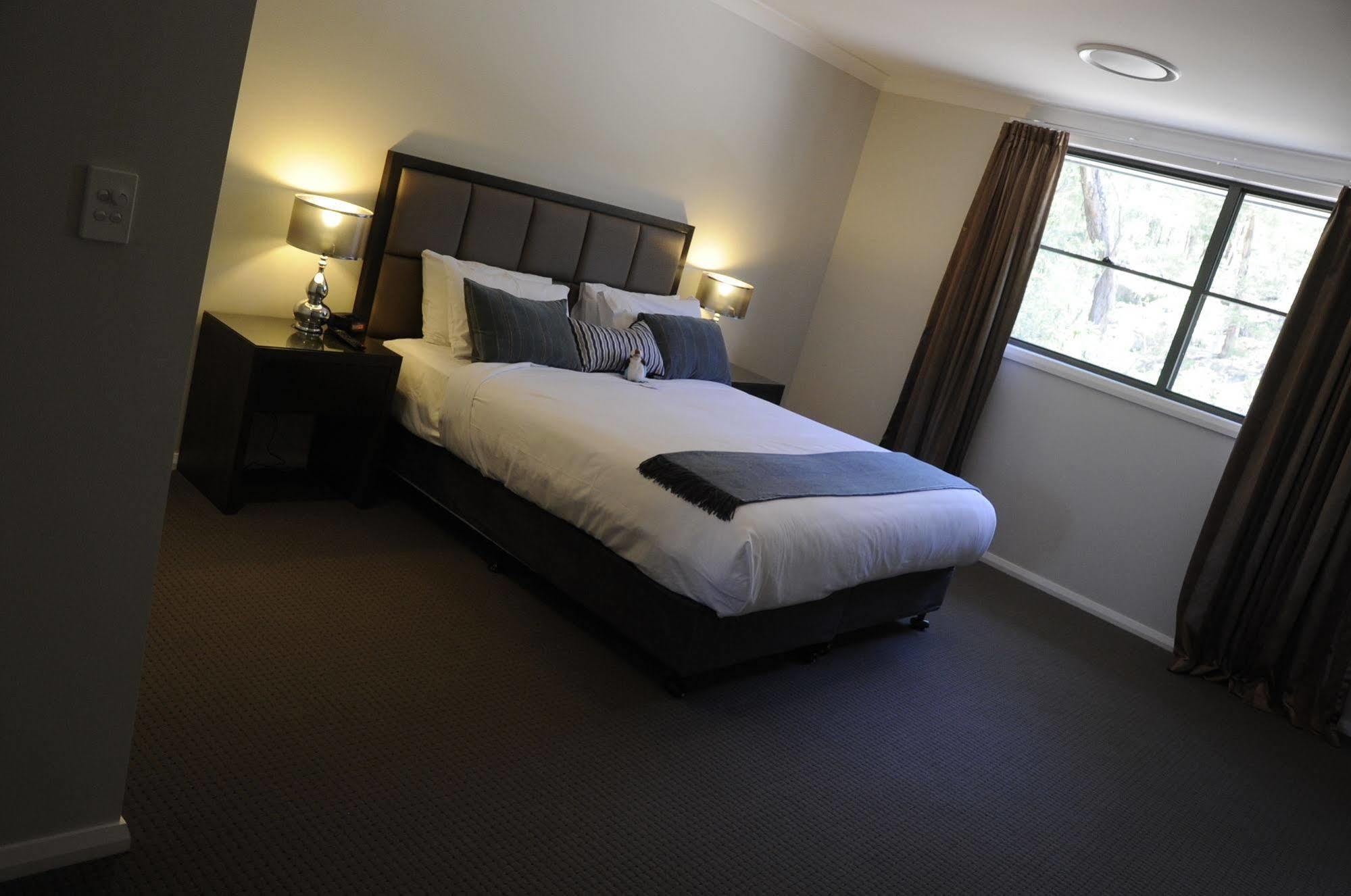 Riverside Oaks Golf Resort Cattai Екстер'єр фото