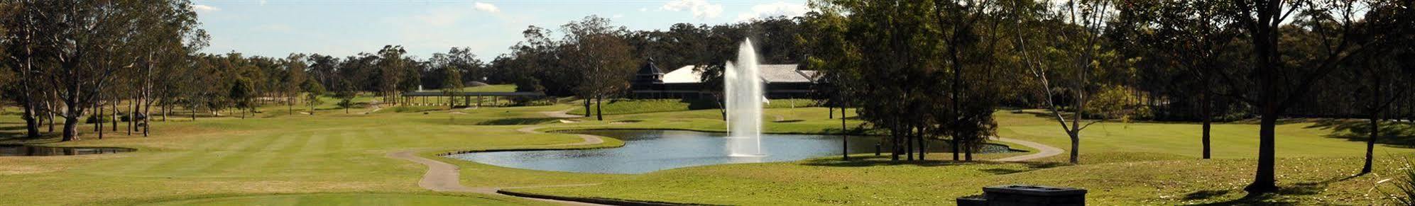 Riverside Oaks Golf Resort Cattai Екстер'єр фото